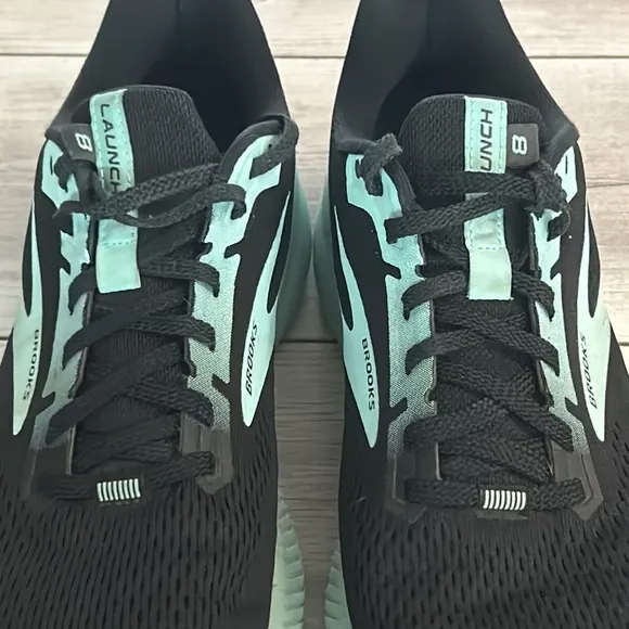 Brooks Launch women's black running shoes sneakers size 9.5