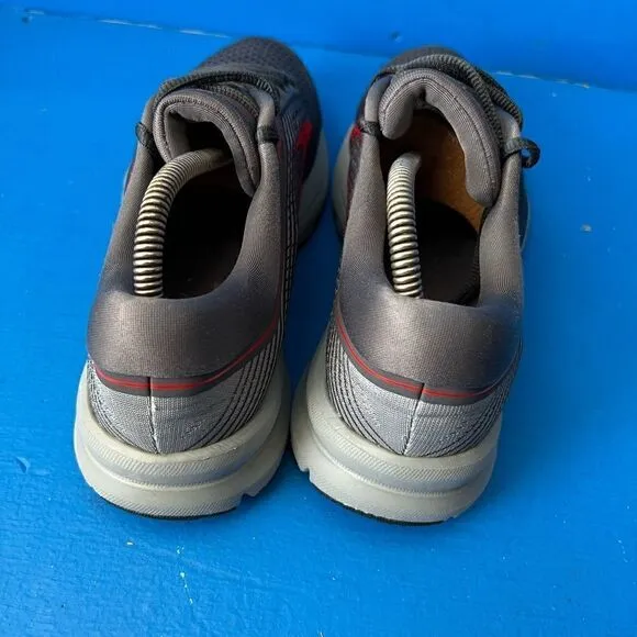 Brooks Mens Launch 5 1102781D014 Gray Running Shoes Sneakers Size 8