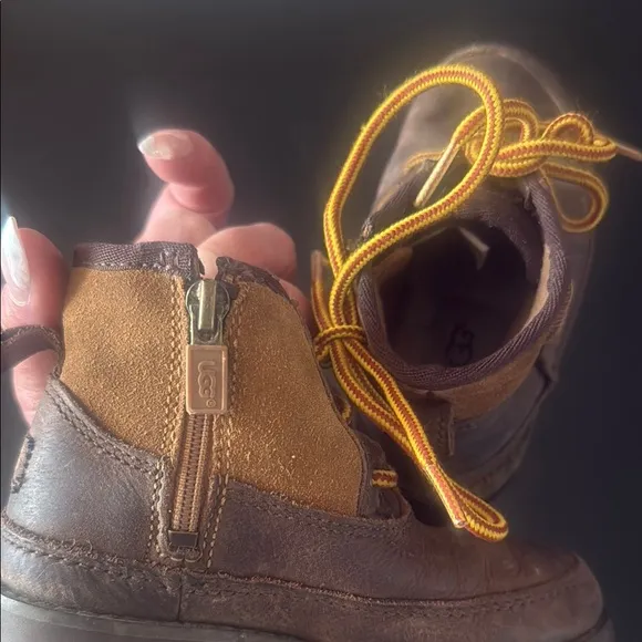 Brown Leather Kid’s Boots waterproof