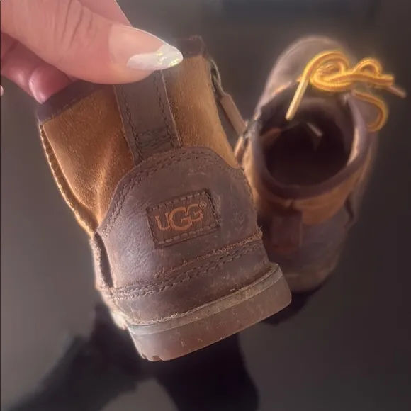 Brown Leather Kid’s Boots waterproof