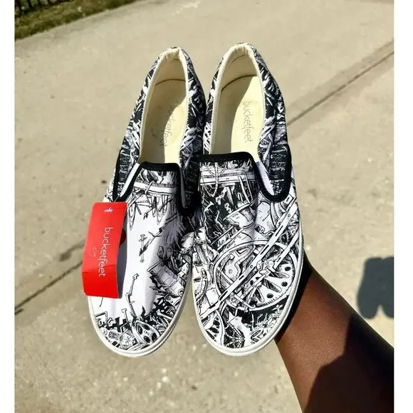 Bucket feet The Old 98 Print Slip On 2015 Holiday Collection Sneaker Women Sz 11