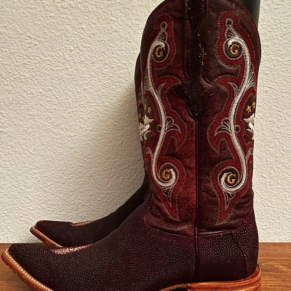 Burgundy Genuine Stingray Cowboy Boots El General