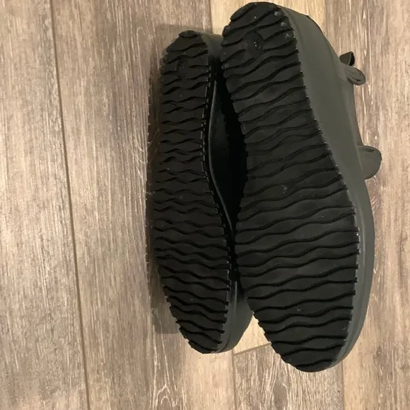 C &amp; C California Women's Lug Sole Boots