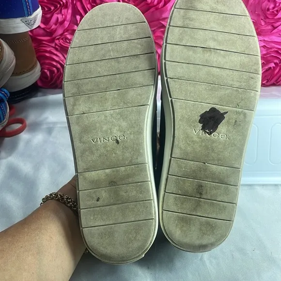 (C) VINCE Comfort LEATHER CORBIN‎ Slip-On Sneakers, Black, Size 6.5