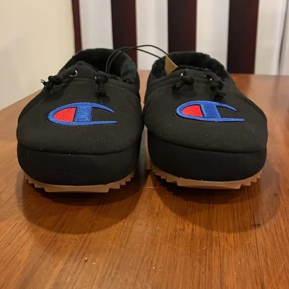 Champion University “Hoodie” Slip on Shoes Slippers new black Men’s Size 13