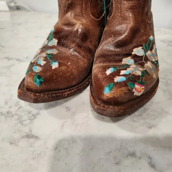 Child size 13 Macie Bean  - LOVED