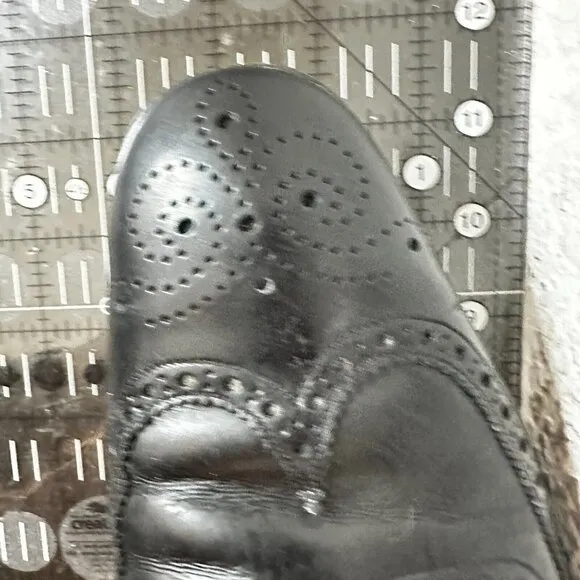 Church's English Premium Grade Men Size 8 D Black Leather Wingtip Dress Shoes