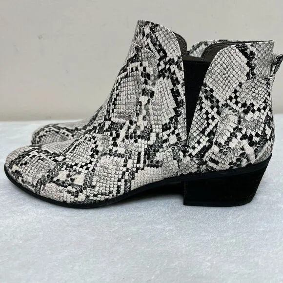 Circus Sam Edelman Pipper Ivory and Black Snake Print Ankle Boots Booties 9.5 Wo
