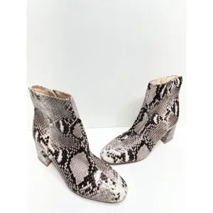 CL by Chinese Laundry Boots Womens Size 6 Daria Snakeskin Embossed Booties NEW