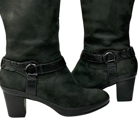 Clark’s Artisan Black Leather Heeled Knee Boots Size 10 Moto-Western Style Vibe