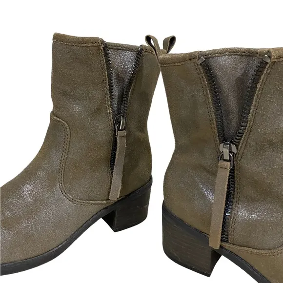 Clarks Collection Cushion Soft Novella Devon Metallic Brown Ankle Boots Size 7.5