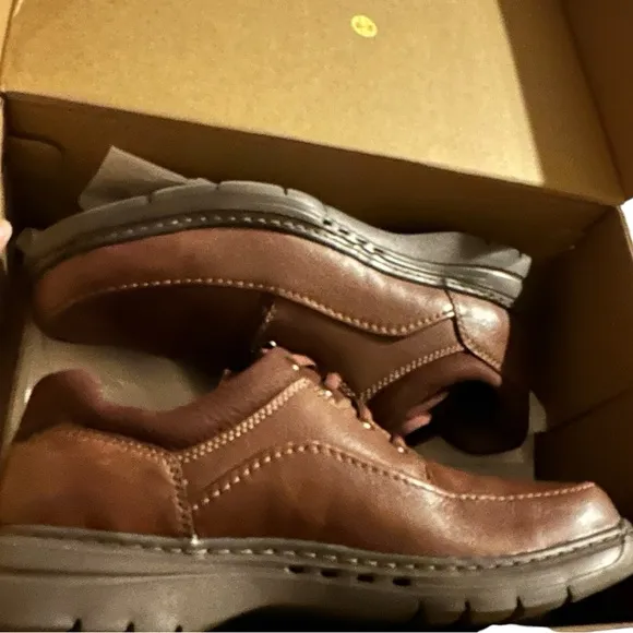 Clarks Mens size 10 Un Brawley Lace Mahogany Leather.