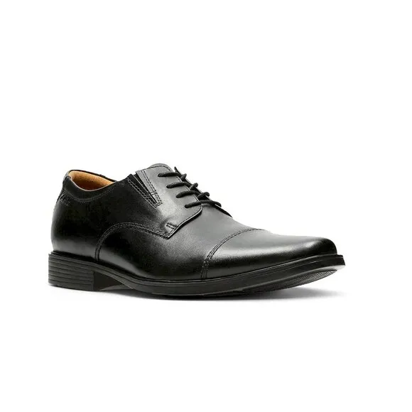 Clarks Men's Tilden Cap Oxford Size 12M
