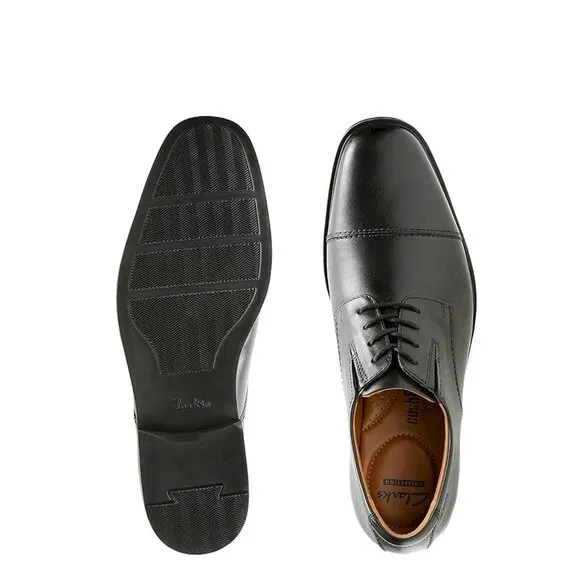 Clarks Men's Tilden Cap Oxford Size 12M