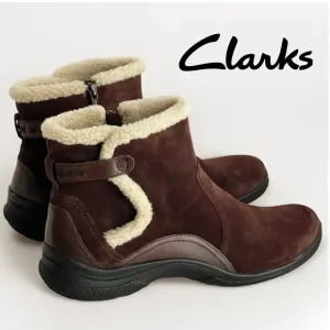 CLARKS Trixiebell Women's Brown Leather Sherpa Ankle Boots Size 10 M