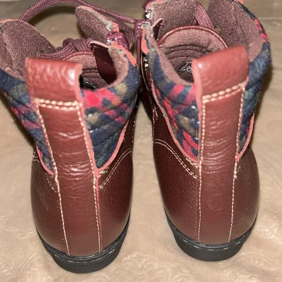 Clark’s Whistle Bea Leather ankle boots