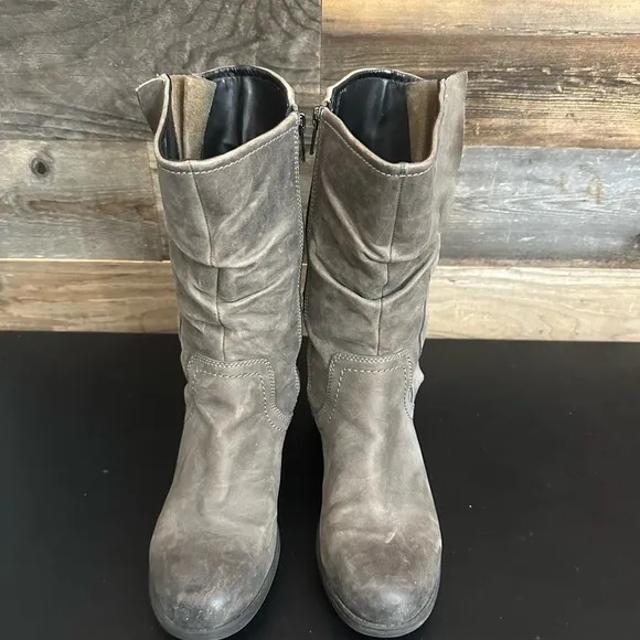 Clarks Women’s Mansi Juniper Midcalf Leather Moto Boots Gray Brown Size 9.5 M