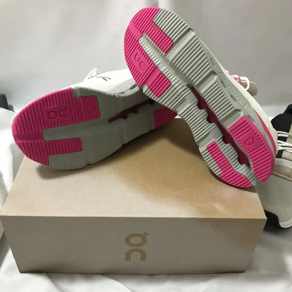 🌸👟Cloudnova Women Shoes pink