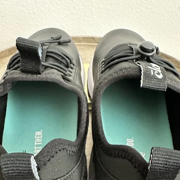 Clove Black Blue The Classic Multi-Hour Comfort Extra Grip Walking Shoes Sz 7.5