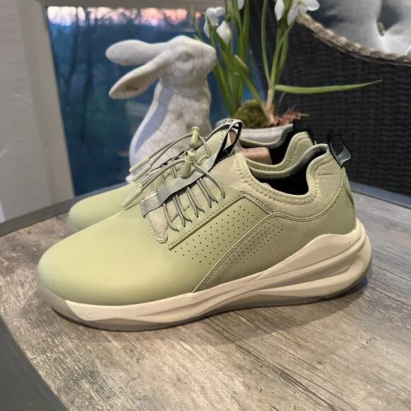 Clove Comfort Sneaker Nursing Sage Green Limited Edition Women W9.5/M8 Men NWOB