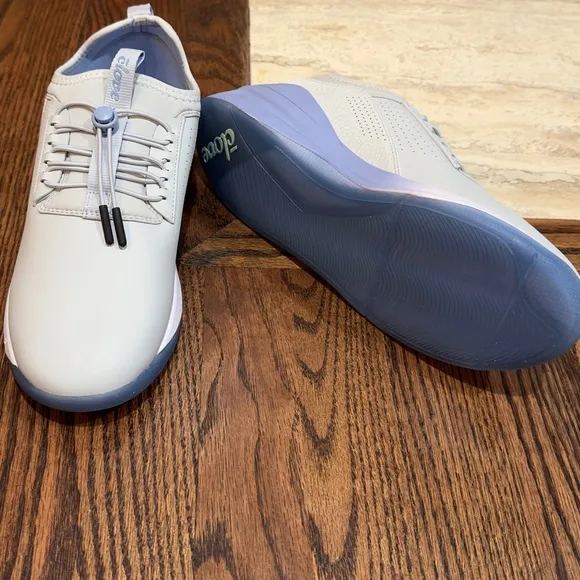 Clove Gray Matter Women’s Classic Shoes Nursing Clinical Healthcare Sneakers