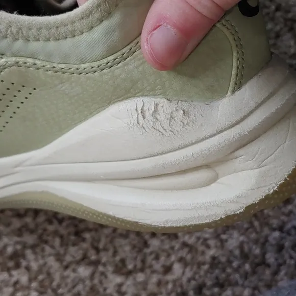 Clove Light Green Nursing Shoes, Women's Size 7.5