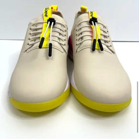 CLOVE Limited Edition Lemon Aid NEW Nurse Sneakers Shoes Size 9