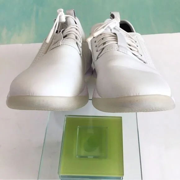 Clove Nursing Healthcare Shoes In Brilliant White Size 8