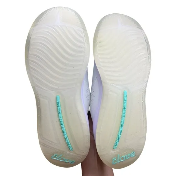 Clove Nursing School Sneakers Womens Size 7.5 Brilliant White Nurse Shoes