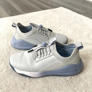 Clove Nursing Shoes