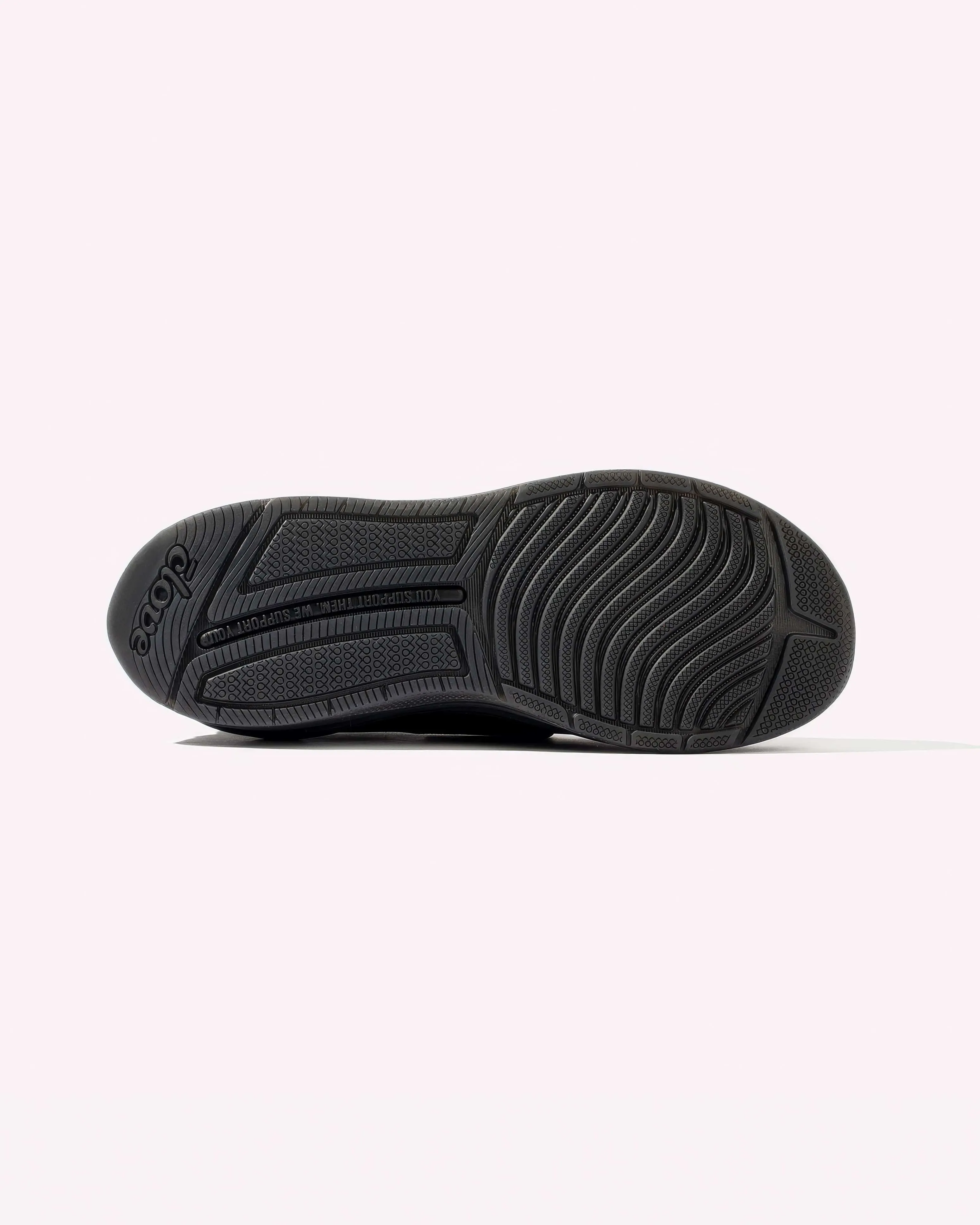 Clove Solo Medical Nursing Shoes - All Black