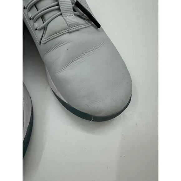 Clove Unisex Sneakers Size Men 7 Women 8.5 Gray Slip On Nursing Shoes Slip Resis