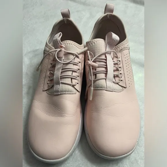 Clove womens 9 Shoes Sneakers Healthcare Nursing Pink Holographic Limited Ed