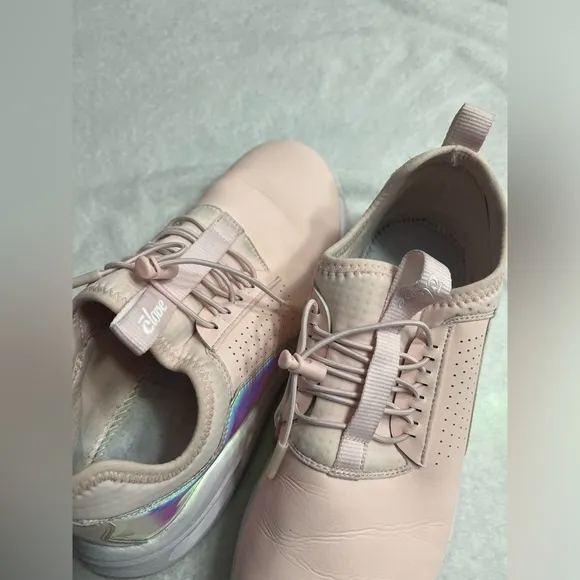 Clove womens 9 Shoes Sneakers Healthcare Nursing Pink Holographic Limited Ed
