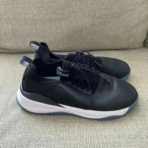 Clove Womens Nursing Shoes Black size 8