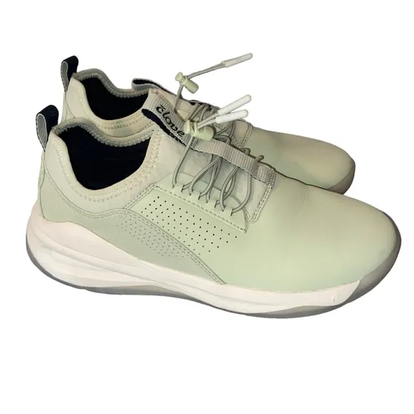 Clove WOMEN'S SAGE CLOVE CLASSIC NURSING SHOES SIZE 8