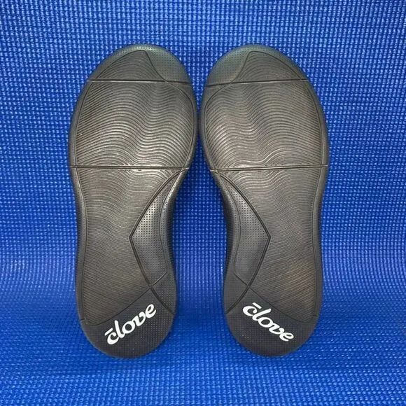 CLOVE Women`s Size W6 - Black Comfort Nursing  Shoes Sneakers SN: CL005