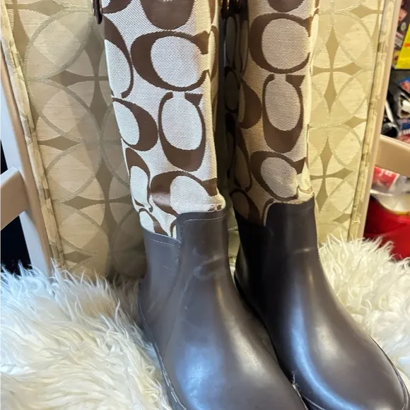 Coach Brown Slip-on Logo &amp; Rubber Rain Boots
