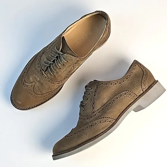 Cole Haan Breslyn Textured Nubuck Leather Lace-up Wingtip Oxford in Tawny Port
