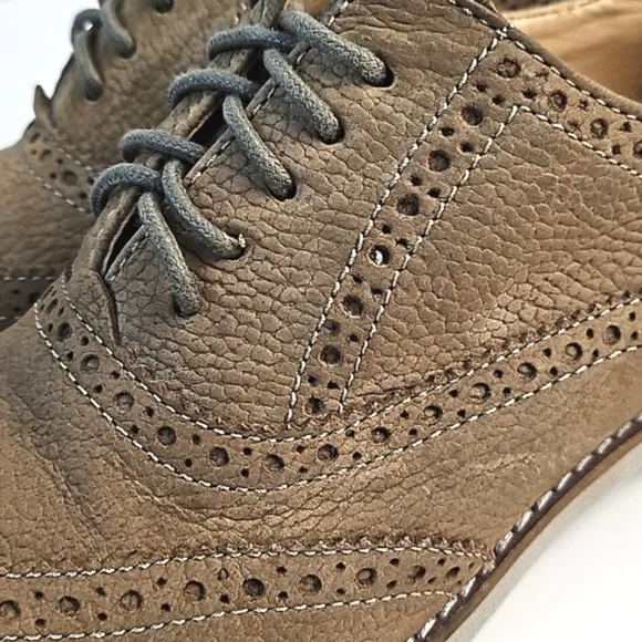 Cole Haan Breslyn Textured Nubuck Leather Lace-up Wingtip Oxford in Tawny Port