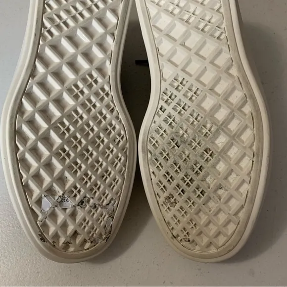 Cole Haan Men’s Size 8 Grand Crosscourt Winner Sneaker Shoes in Magnet-Ivory EUC