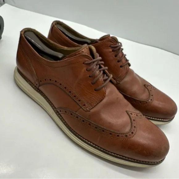 Cole Haan Original Grand Mens 10.5 Woodbury/Ivory Wingtip Oxford Dress Shoes