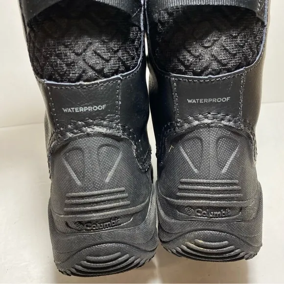 Columbia Bugaboot Celsius Waterproof Black Boots Youth Size 5