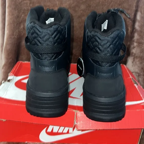 Columbia Men's Black Hiking Boots