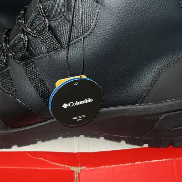 Columbia Men's Black Hiking Boots