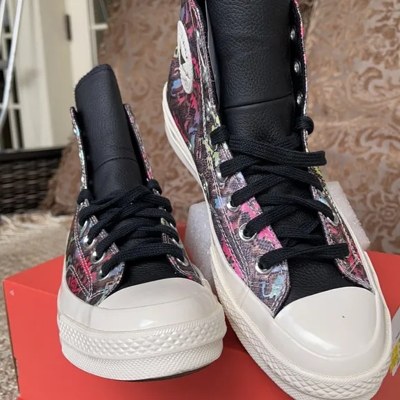 Converse Chuck 70 Hi ‘Digital Daze -Snakeskin’ WM 570264CBLACK/HYPER PINK/EGRET
