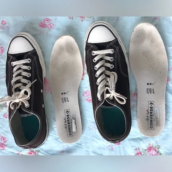 Converse Chuck 70 Low Top Sneakers style 170554C in Dark Root Color size 10