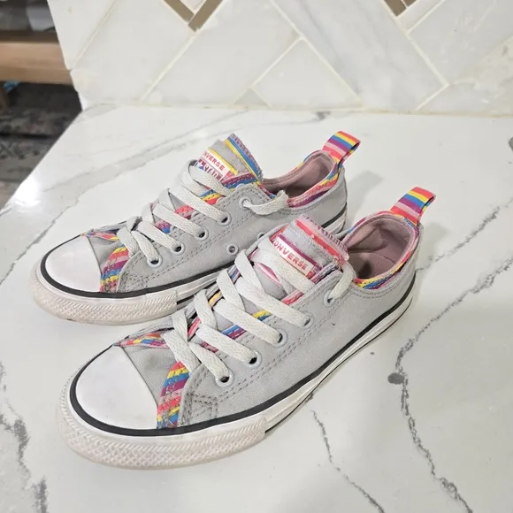 Converse rainbow double tounge shoes youth size 2. Grey rainbow low top sneakers