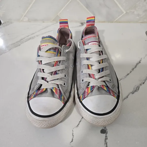 Converse rainbow double tounge shoes youth size 2. Grey rainbow low top sneakers