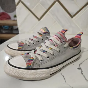 Converse rainbow double tounge shoes youth size 2. Grey rainbow low top sneakers